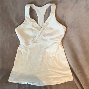 Lululemon white fitted tank